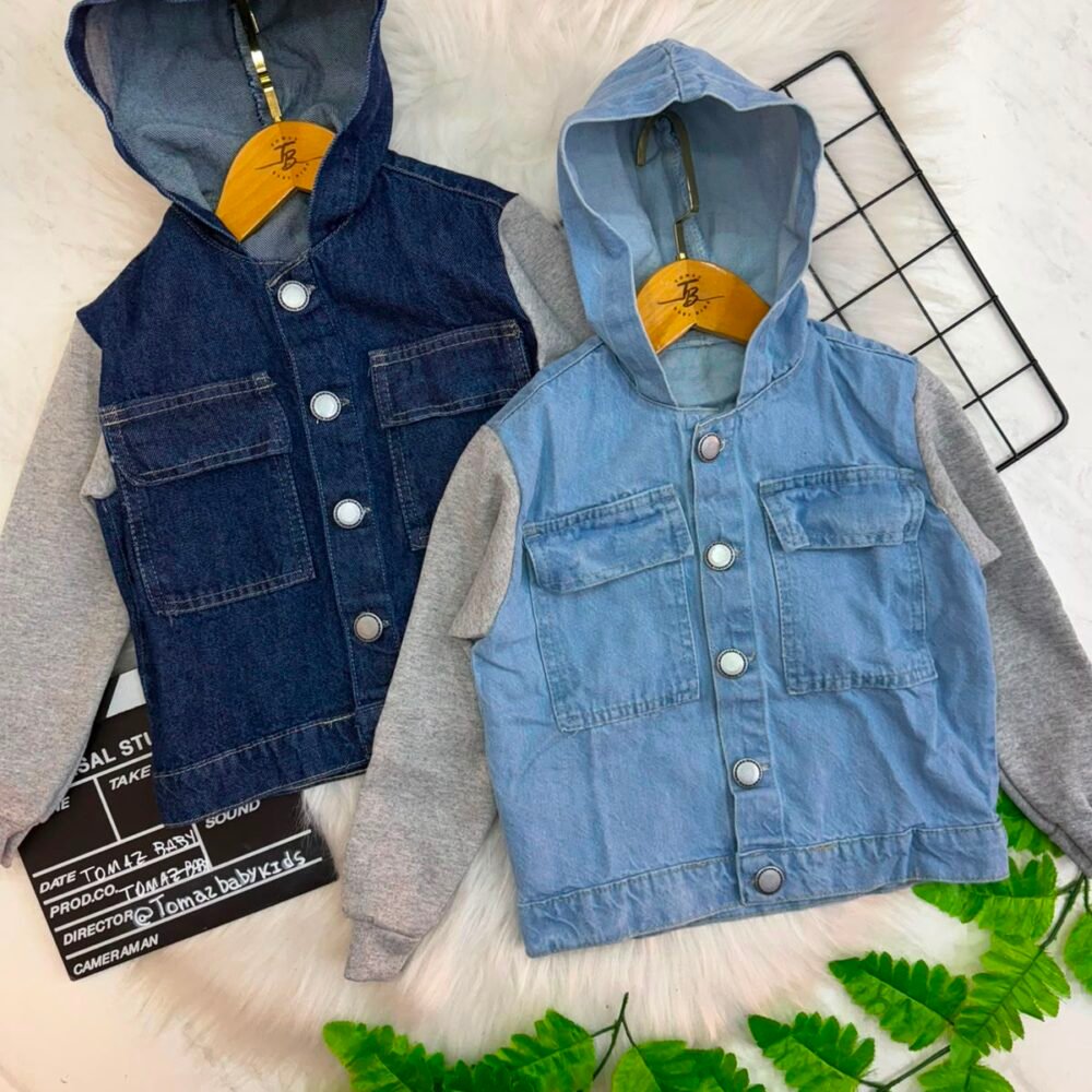 WhatsApp Image 2026-07-16 at 15.21.27 Jaqueta Jeans Infantil com Mangas de Moletom e Capuz