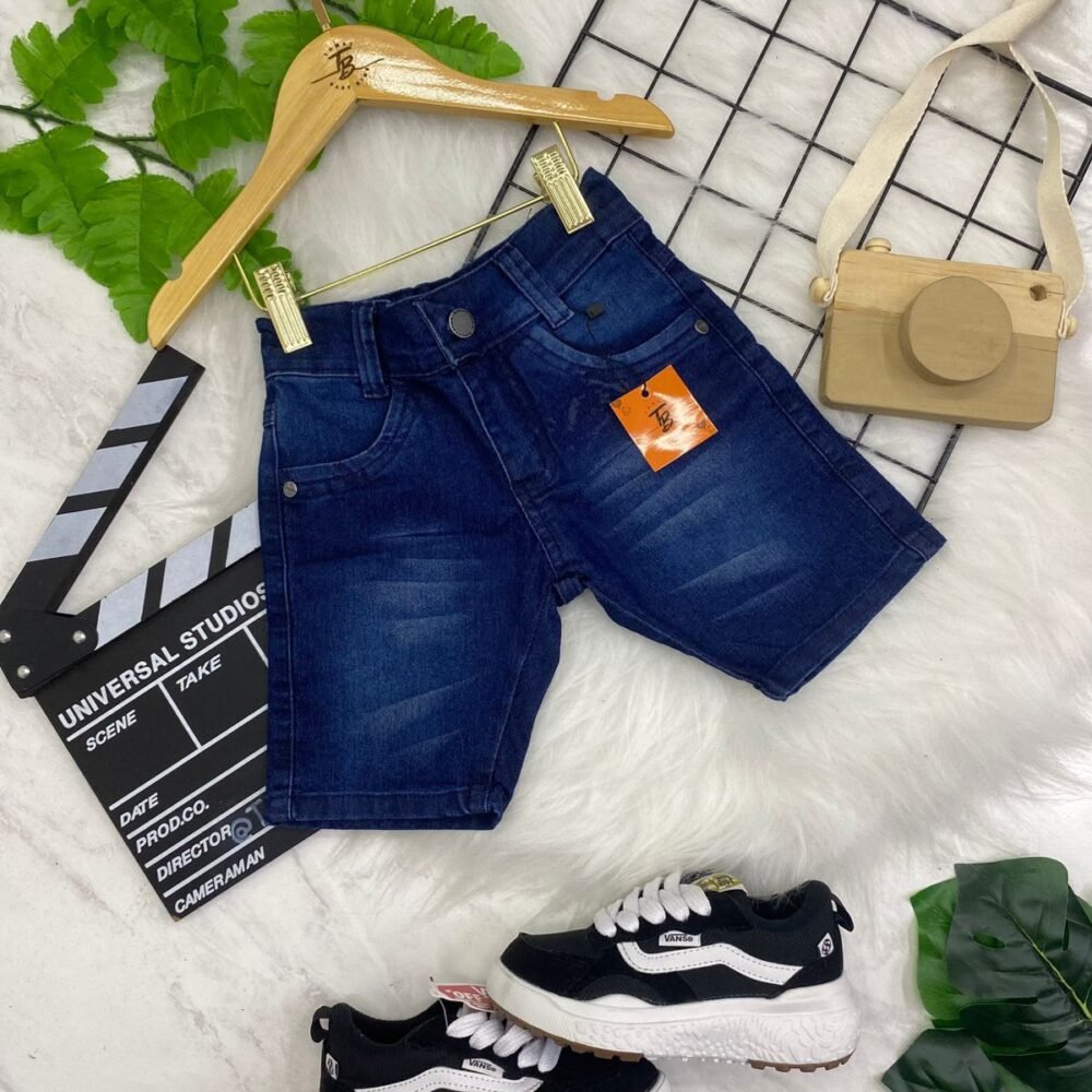 Bermuda Jeans Infantil Masculina com Elastano