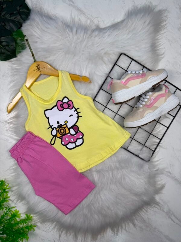 WhatsApp Image 2026-08-04 at 17.16.51 Kit 2 Conjuntos Infantis Femininos Mauro – Blusa e Short