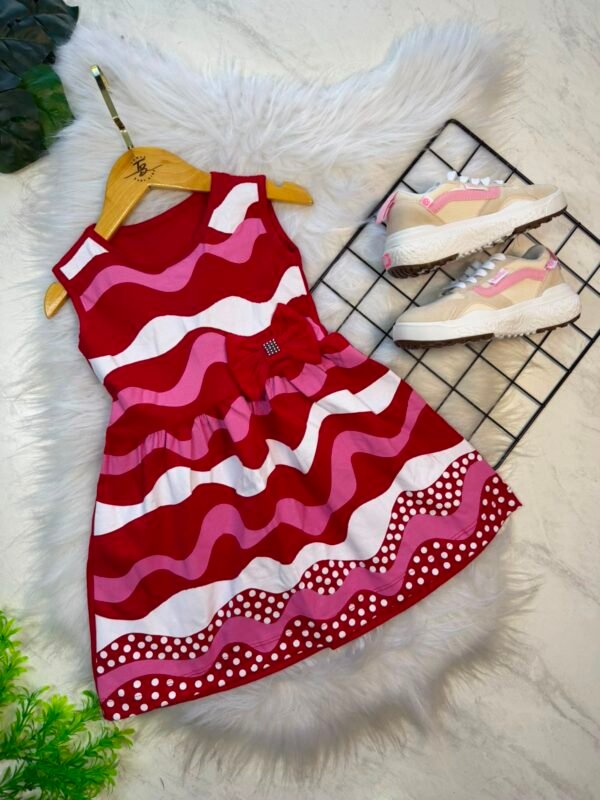 WhatsApp Image 2026-08-05 at 10.15.32 (2) Kit 2 Vestidos Infantis em Malha – Estampas Sortidas