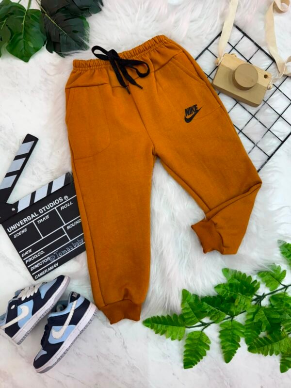 WhatsApp Image 2026-08-18 at 15.37.51 (3) Calça Moletom Infantil - Unissex