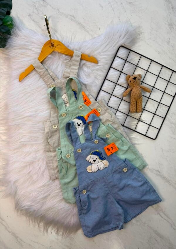 WhatsApp Image 2026-08-19 at 13.18.11 (2) Jardineira Infantil Masculina em Linho – Estampas